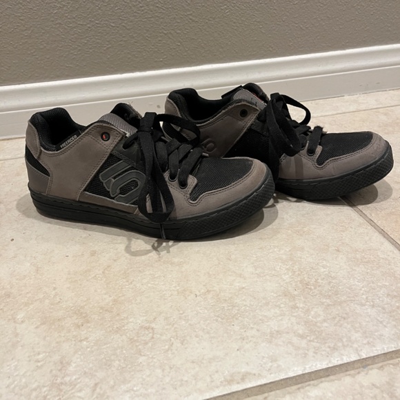 Five Ten Freerider Mountain Bike Shoes Mens 7.5 - Picture 4 of 13